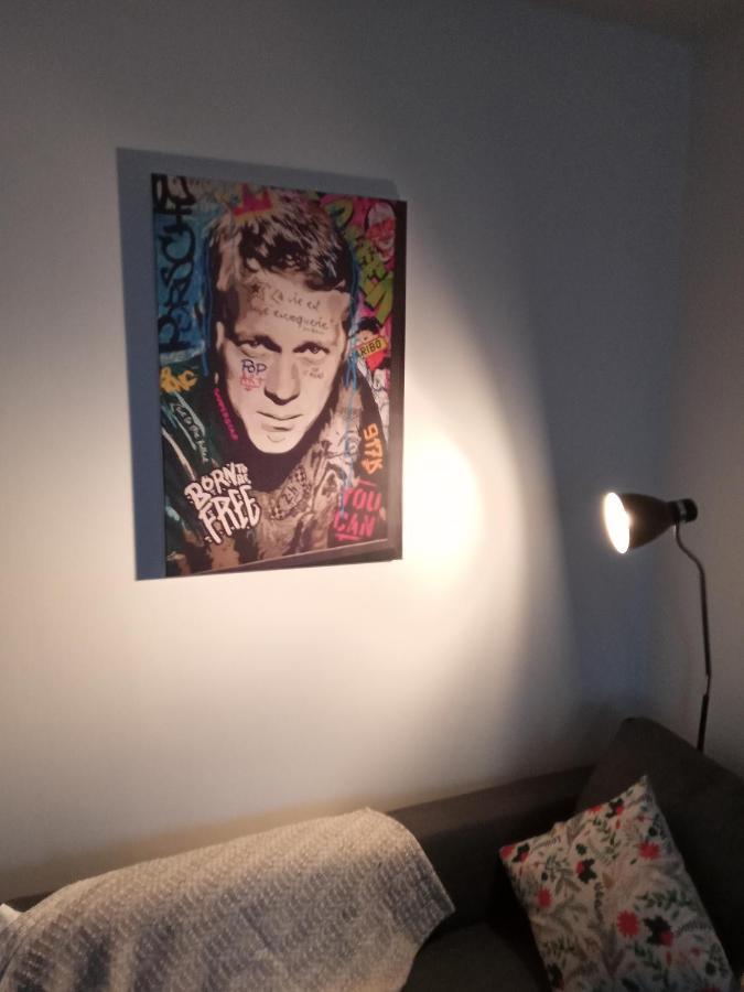 Le Blason Du Poete Mayet Esterno foto